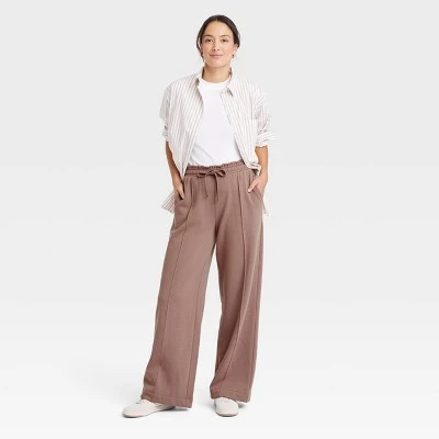 Women's High-Rise Wide Leg Fleece Pants - A New Day™ 4 Women's High-Rise Wide Leg Fleece Pants - A New Day™ - Image 2
