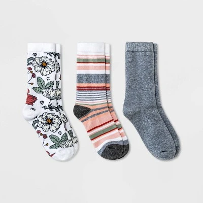 Women's Floral Garden 3pk Crew Socks - A New Day™ Ivory/Gray 4-10 4 Women's Floral Garden 3pk Crew Socks - A New Day™ Ivory/Gray 4-10 - Image 2