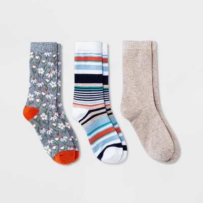 Women's Daisy 3pk Crew Socks - A New Day™ Gray/Ivory 4-10 4 Women's Daisy 3pk Crew Socks - A New Day™ Gray/Ivory 4-10 - Image 2