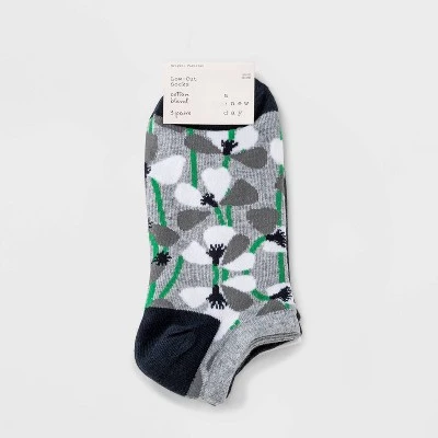 Women's Floral 3pk Low Cut Socks - A New Day™ Gray/Navy/White 4-10 3 Women's Floral 3pk Low Cut Socks - A New Day™ Gray/Navy/White 4-10