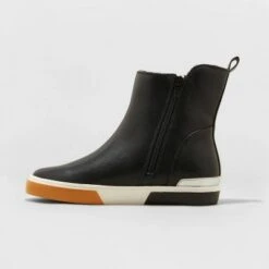 Women's Hattie High Top Fur Lined Sneakers - A New Day™ Black